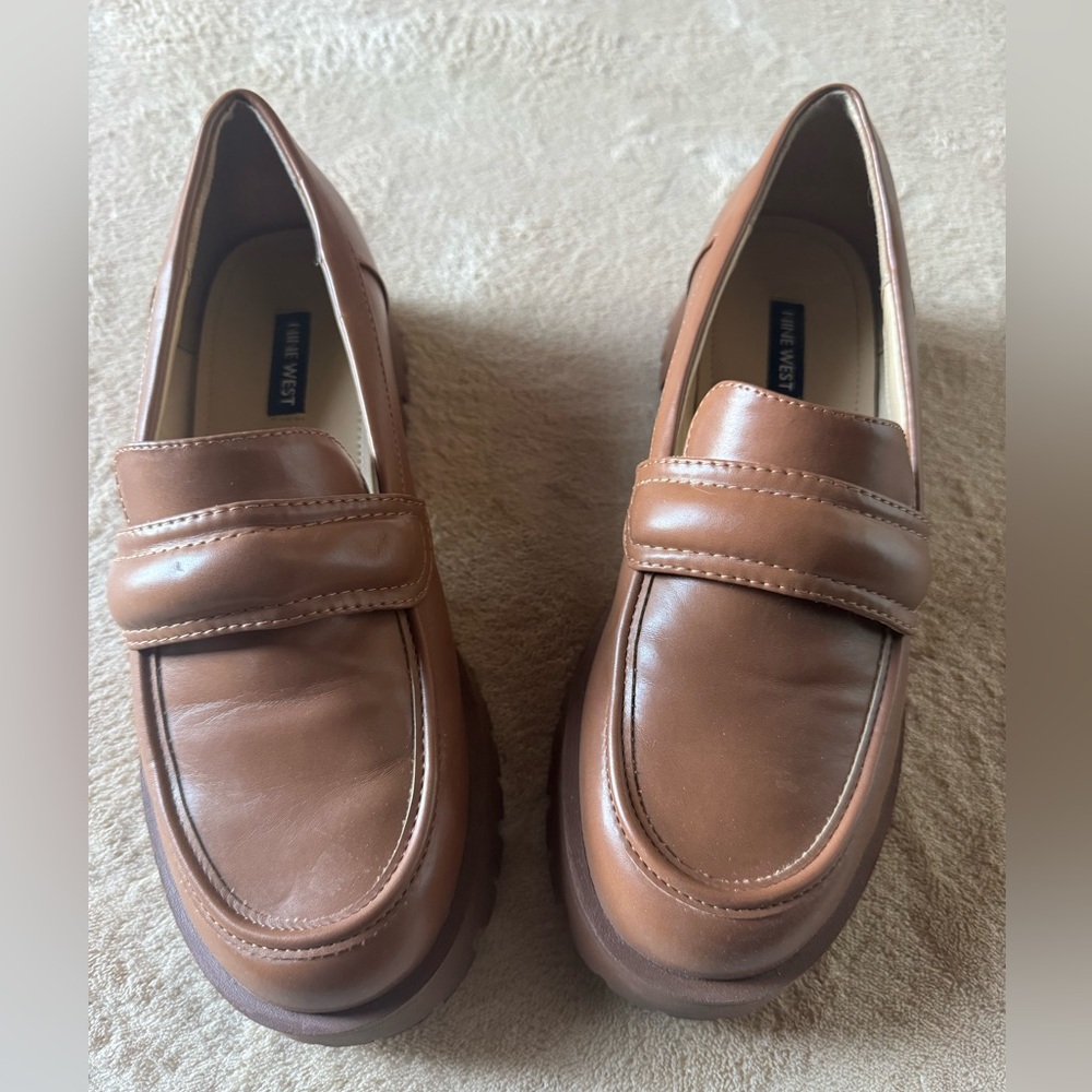 Nine West Women's Garren Loafer size 8 dark natural brown